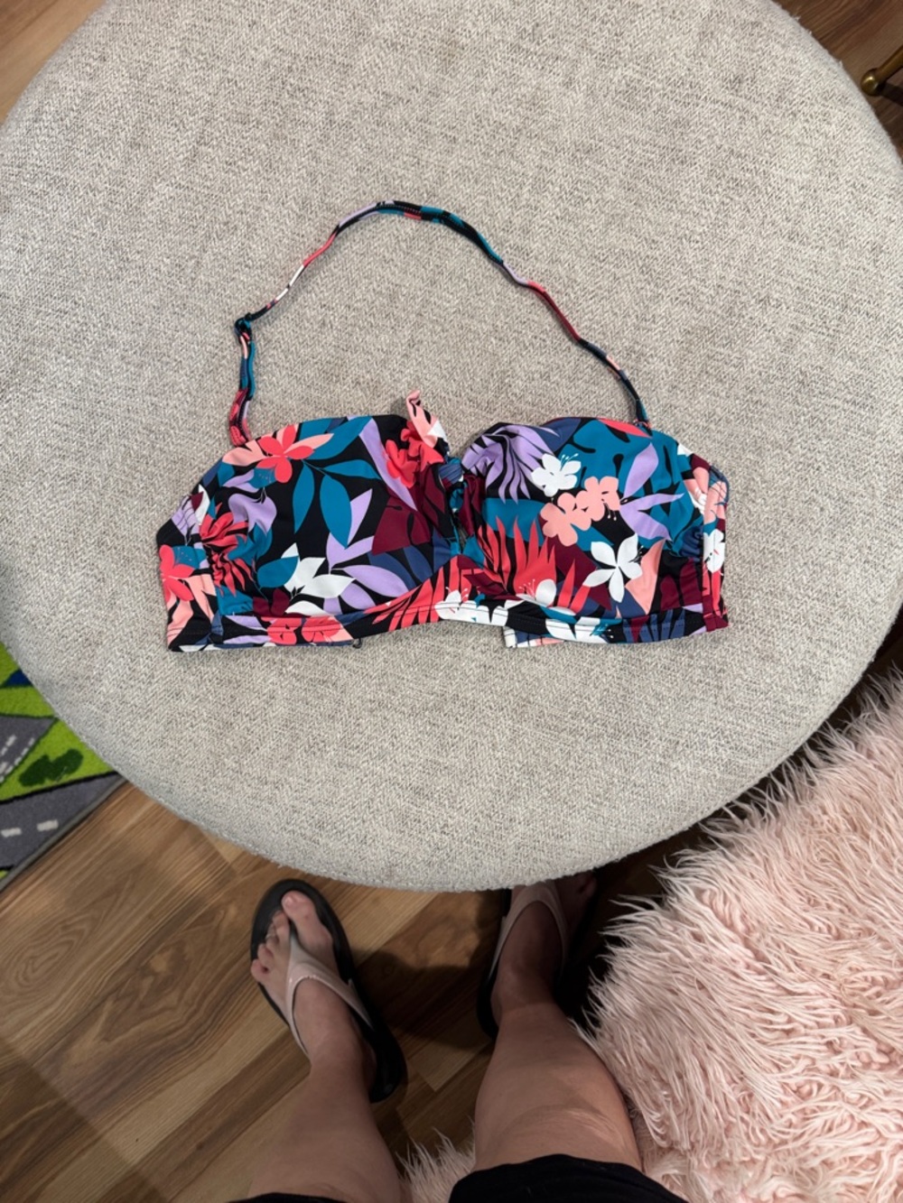 Vibrant floral bikini top with built in cups. Size 16